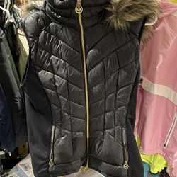 Michael Kors Vest Large  Like New 