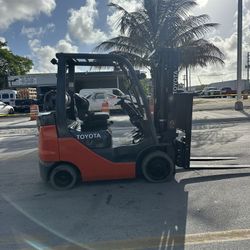 Forklift Toyota 