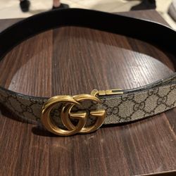 Women’s Authentic Gucci Belt 