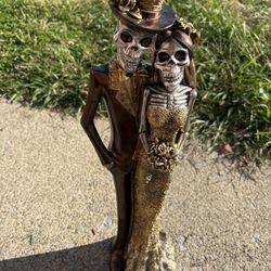 Skeleton Bride & Groom