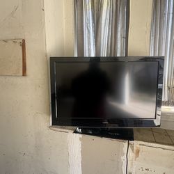 Viore 32” Tv 