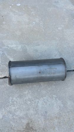 Lexus 2006-2013 is250/350 OEM Stock Resonator.