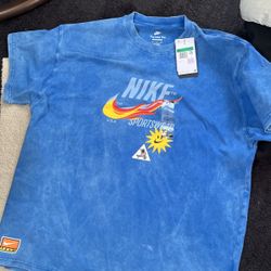 Nike Tee 