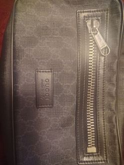 AUTHENTIC GUCCI Canvas GG Supreme Belt Bag
