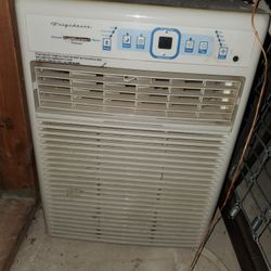 Frigidaire 10,000 BTU Air Conditioner