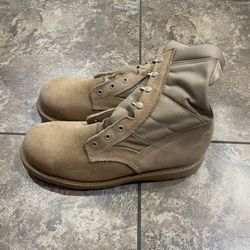 BRAND NEW !! McRae Boots