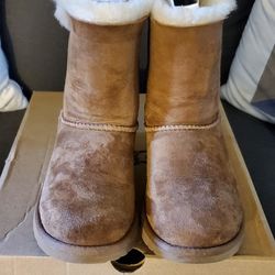 UGG BAILEY BOOTS SIZE 3