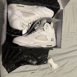 Air Jordan White Metalic 5 Size 10
