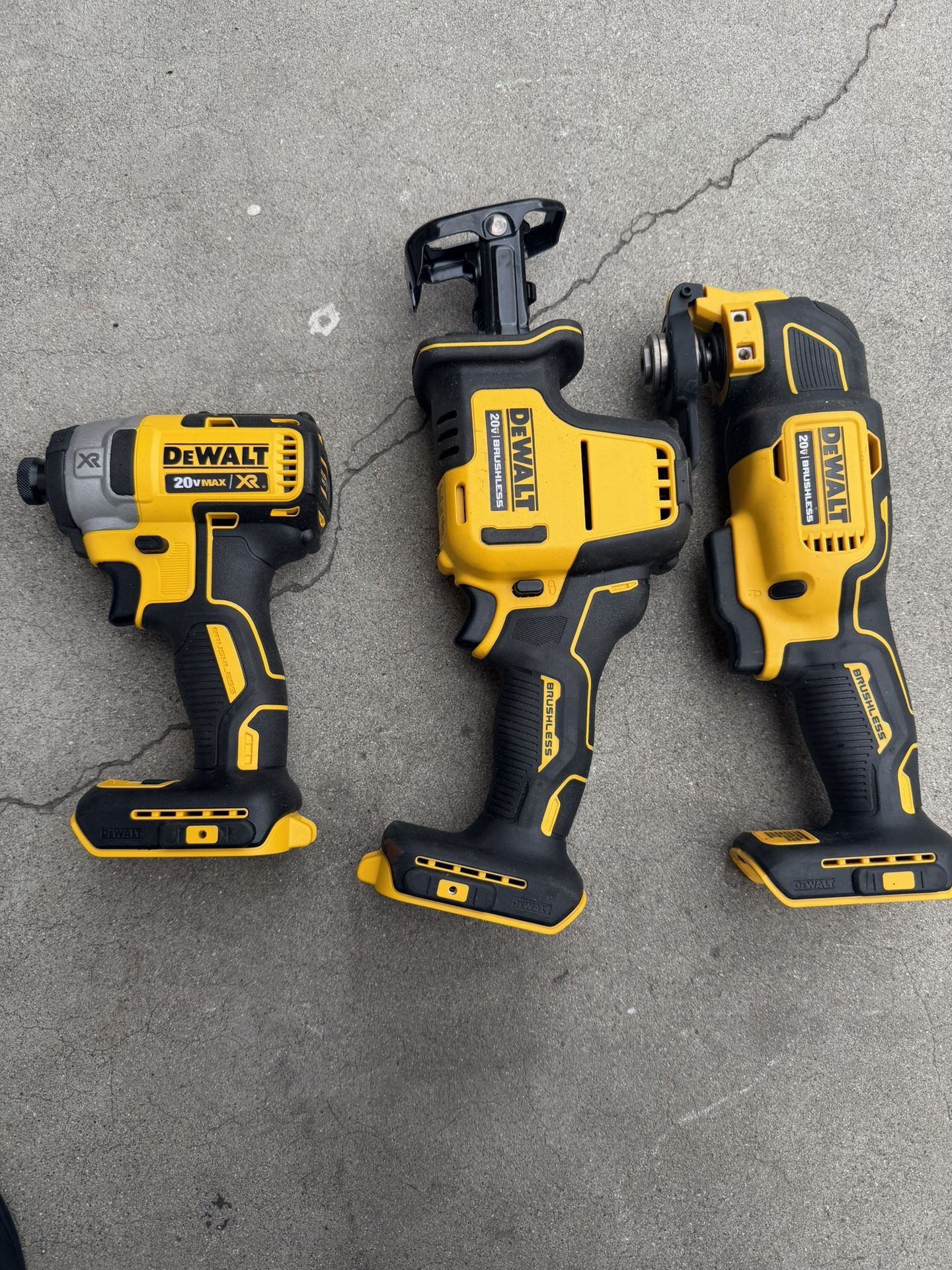 Dewault Impact Sawzall Multitool