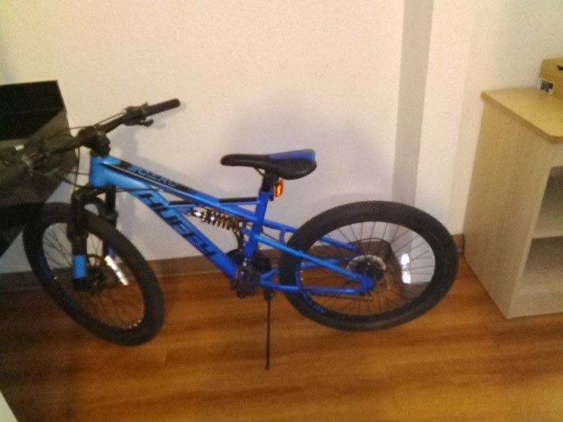 DS 24 Inch Huffy Oxide Mountain Bike for Sale in Stockton CA