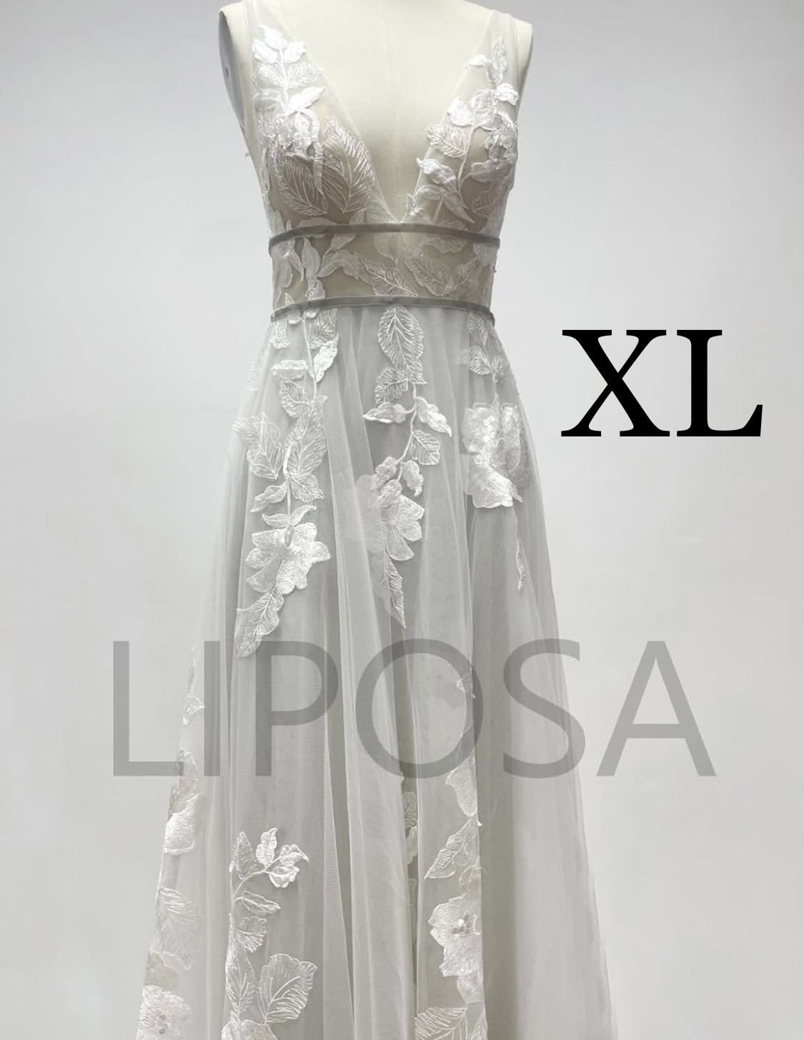Wedding dress / Bridal / Bride to be / Dresses