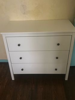 White 3-Drawer Dresser