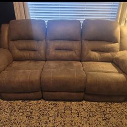 Reclining Sofa - Good Shape!
