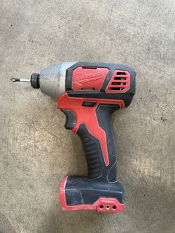 Milwaukee M18 Impact Driver Drill 18V