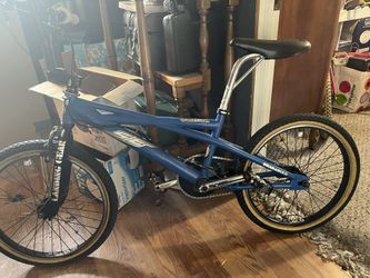 SE Quadangle Blue 20 Inch Bmx