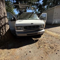 1999 Ford E-250