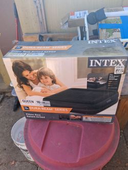 Intex Dura-Beam Queen Pillow Rest Raised Airbed