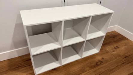 White 6-Cube Storage Shelf Unit