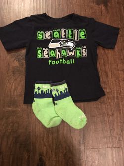 3t girl Seahawks shirt and socks