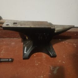 Blacksmithing Anvil 55lbs