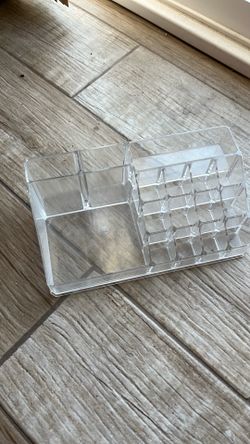 Clear makeup organizer