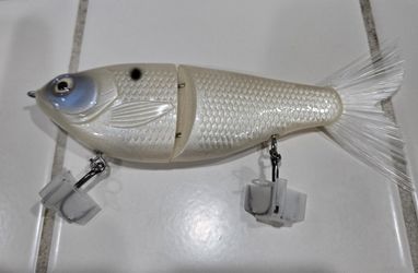 Custom Painted 6 1/2" Glide Bait.  #52