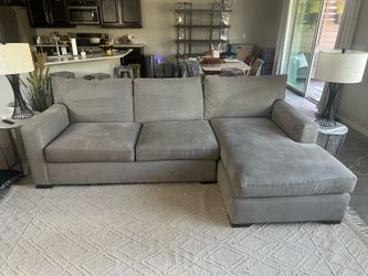 Crate & Barrel Axis 2-Piece Sectional Sofa with Chaise Lounge - LIKE NEW!