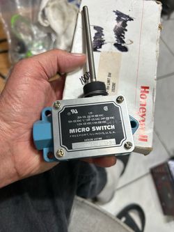 Micro Switch BAF 1 3CN18X1-TWO