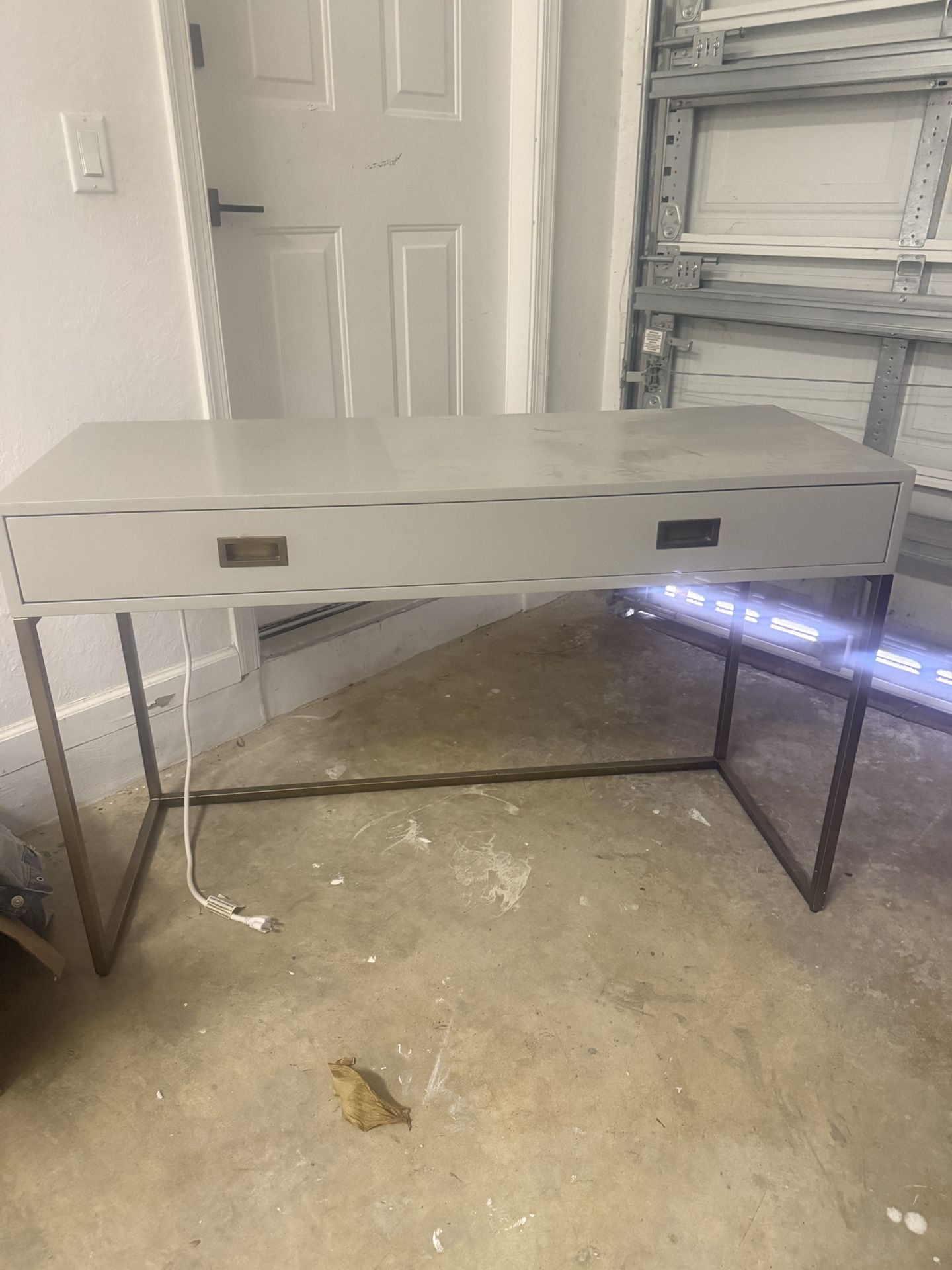 RH Teen Desk