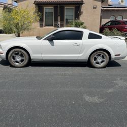 2005 Ford Mustang