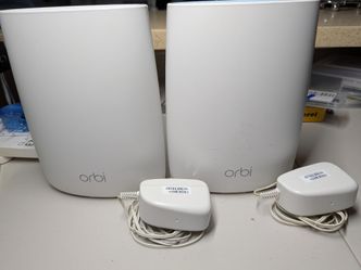 NETGEAR Orbi AC3000 Mesh WiFi System (5,000 Sq Ft) - Includes extender/satellite