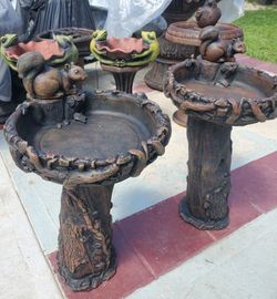New Bird Bath For Lawn And Garden