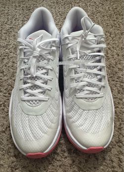 PUMA ProFoam Low top lace Size 10