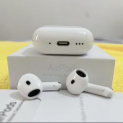 Air Pods 4