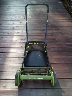 Sun Joe Reel Push Lawn Mower with Grass Catcher