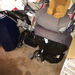 Nice Convertible/Baby Carseat/Stroller Combo/Booster Seat