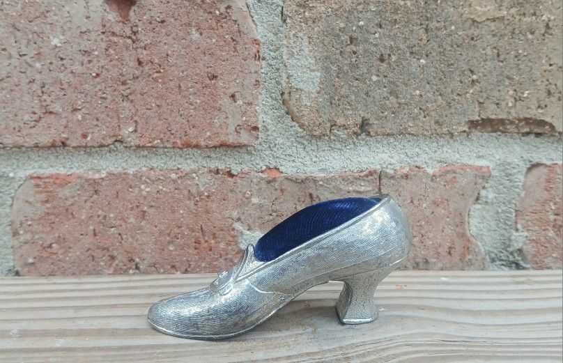 Vintage Florenza Small Pewter Shoe Pin Cushion