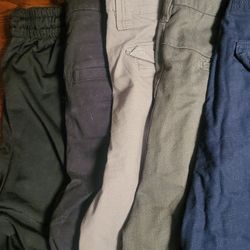 5 Pairs of Men's Shorts 