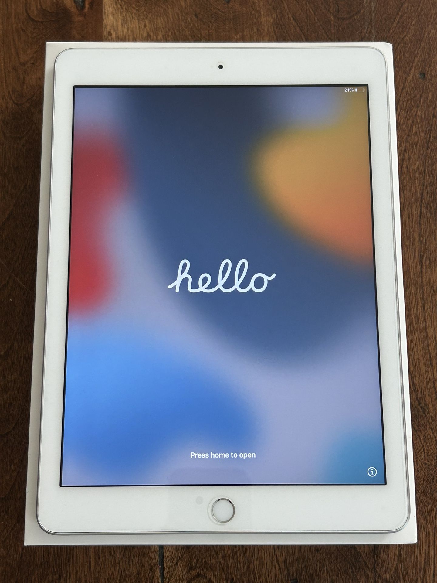 iPad 6th Generation 32gb WiFi
