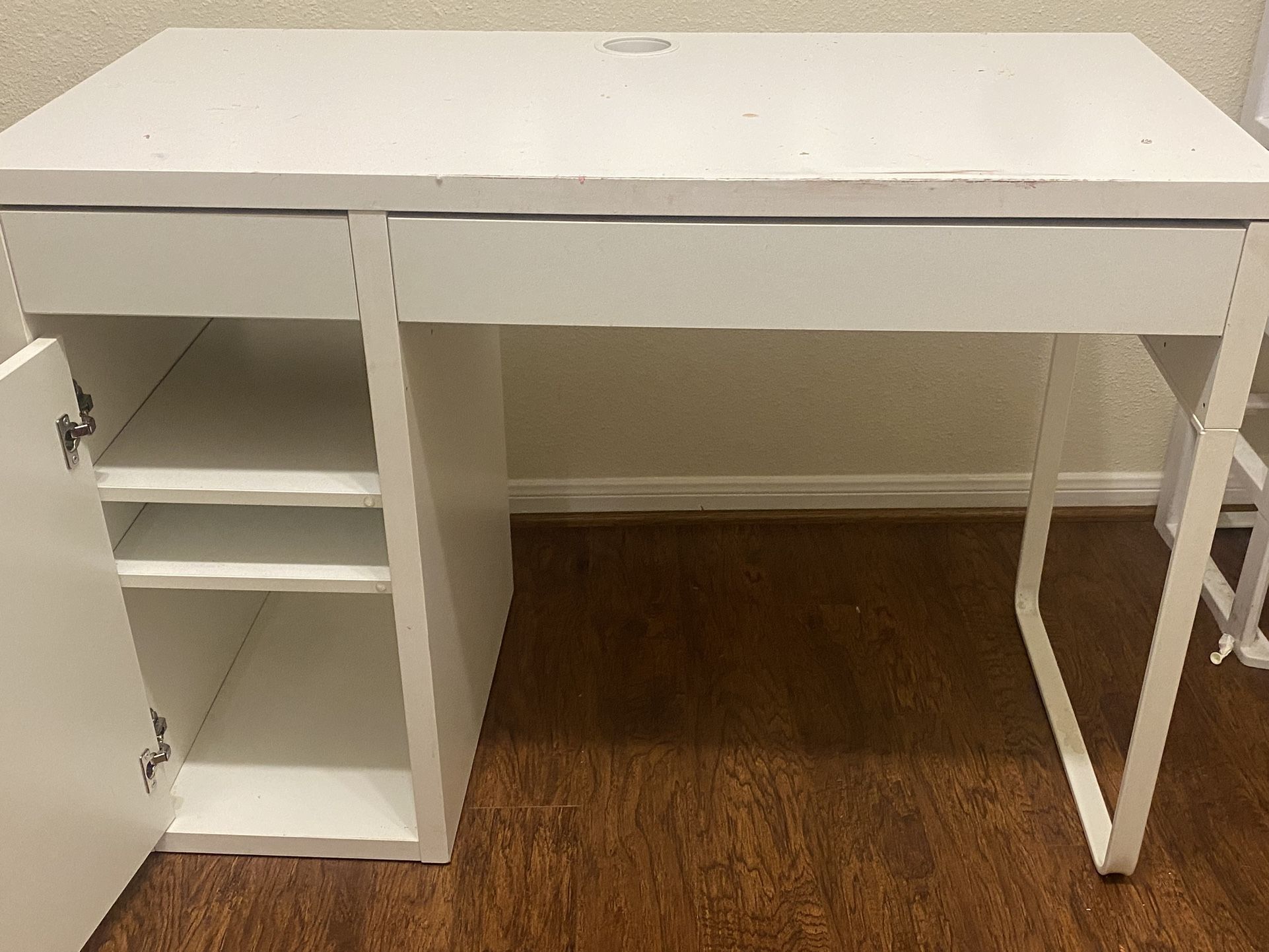 IKEA Table