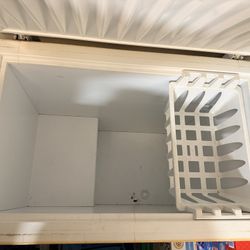 Electrolux/Frigidaire Freezer Chest