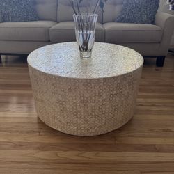 Living Room Round Coffee Table