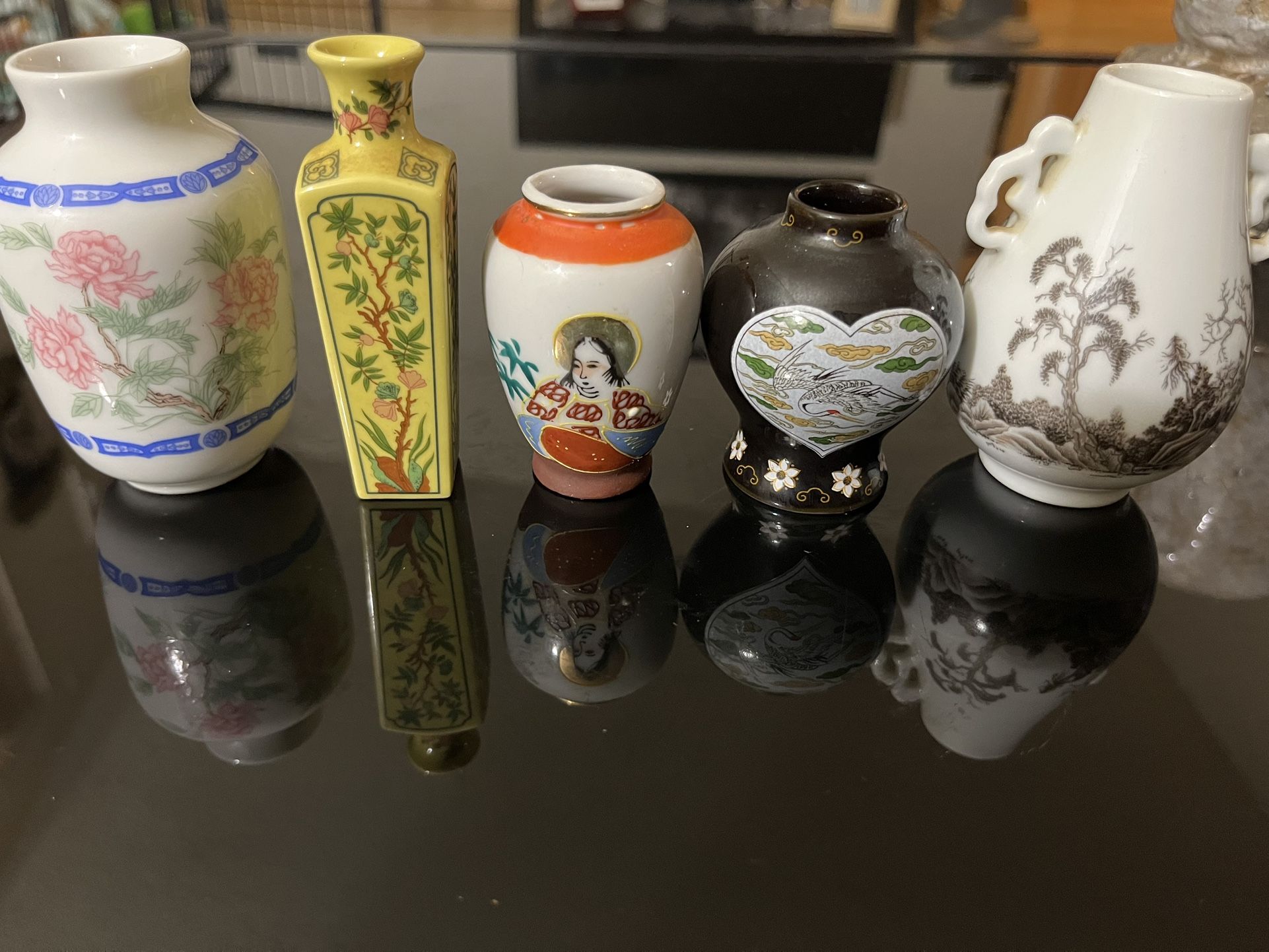 Vintage Japanese 1980 Franklin Mint Mini Vase