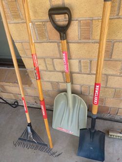 Scoop Shovel Brand New in South Scottsdale