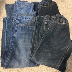 Lot of 4 boys Old Navy jeans. Size 8. 