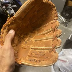 Wilson Baseball Glove