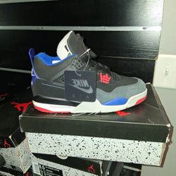 Air Jordan 4 Retro