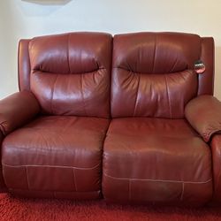 Southern Motion Brick Red Motorized Loveseat With Power Headdrests