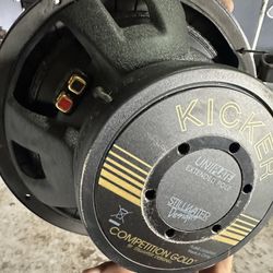 Kicker Competition Gold