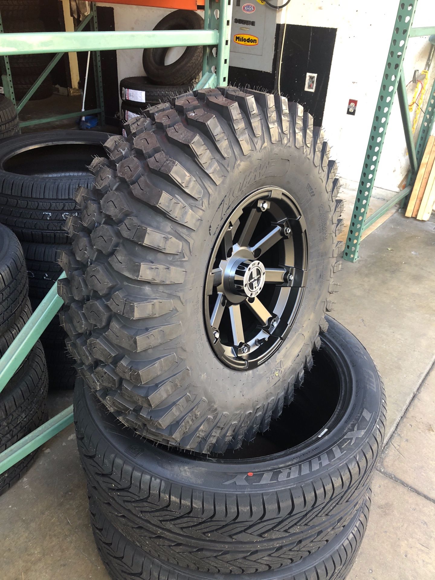New 32x10.00R15 8 ply Rage Mohave tires and wheels for Rzr and Yamaha 1000 and Can Ams!